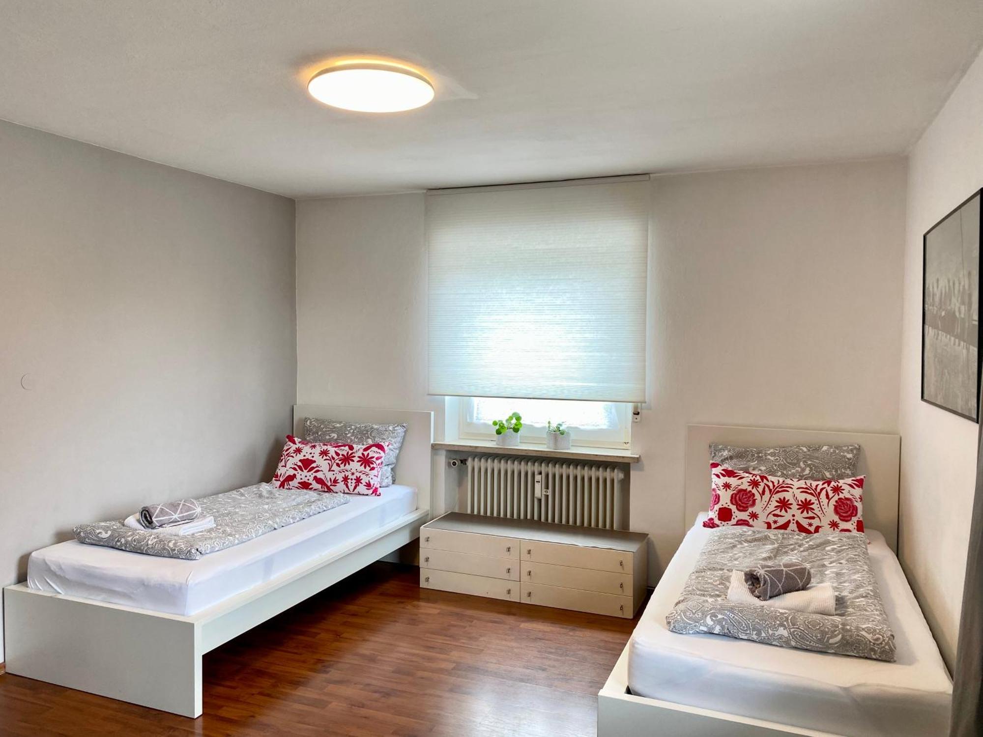 Urbanapartments Memmingen - Mit Kueche & Parkplatz Esterno foto